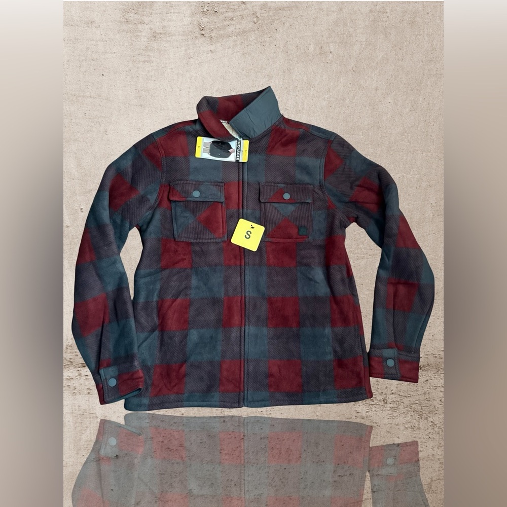 Voyager Men's Shirt Jacket Soft Shell Plush
Fleece Lined Red & Gray Plaid Size S